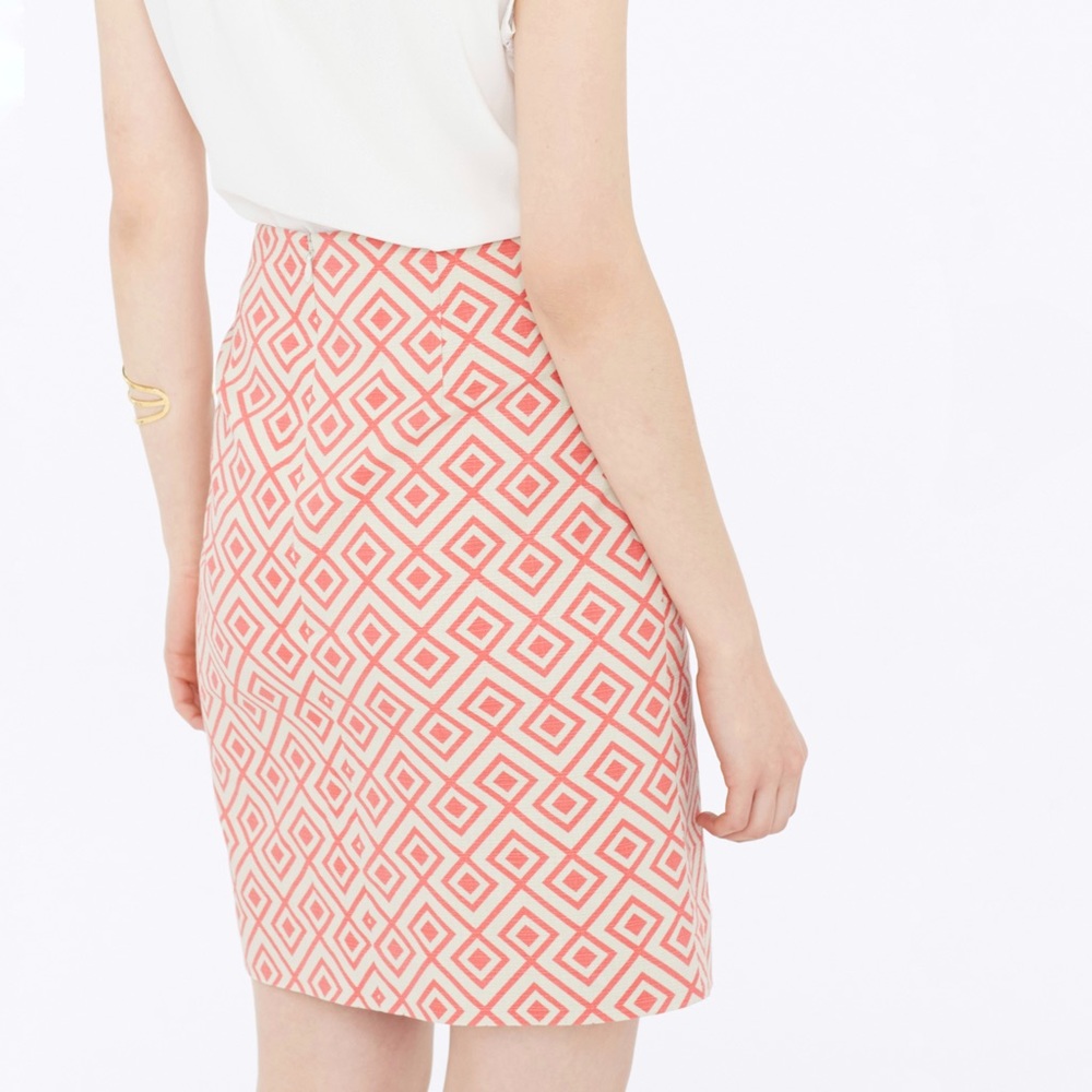 Ann Taylor Petite Abstract Diamond Pencil Skirt